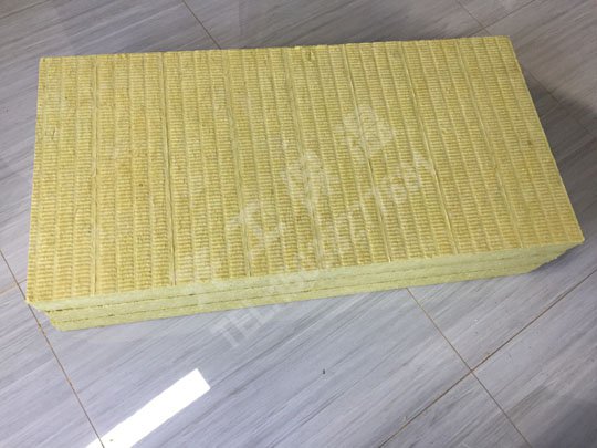 擠塑板施工應具備哪些條件