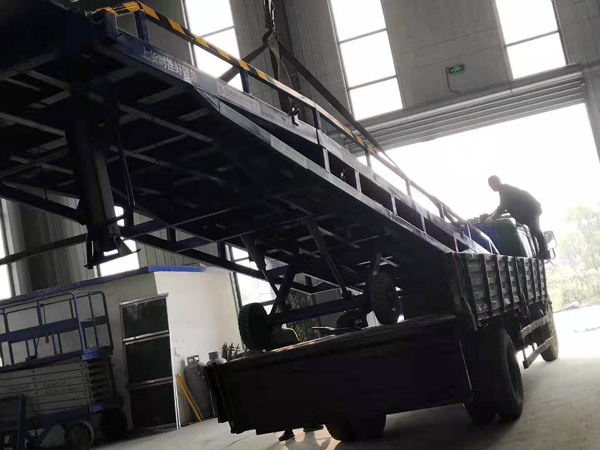 �Ƅ�(d��ng)��܇(ch��)�� (2)