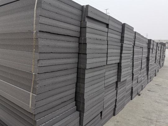 擠塑板裝車現場